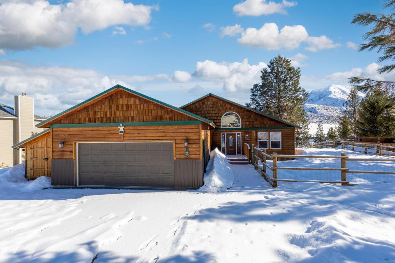Twin Pines Cabin In Wilderness Ranch On Hwy 21, Amazing Views, 20 Ft Ceilings, Fully Fenced Yard, Pet Friendly, , Go Paddle Boarding At Lucky Peak, Or Snowshoeing In Idaho City And Take In The Hot Springs, Sleeps 10! Boise Bagian luar foto